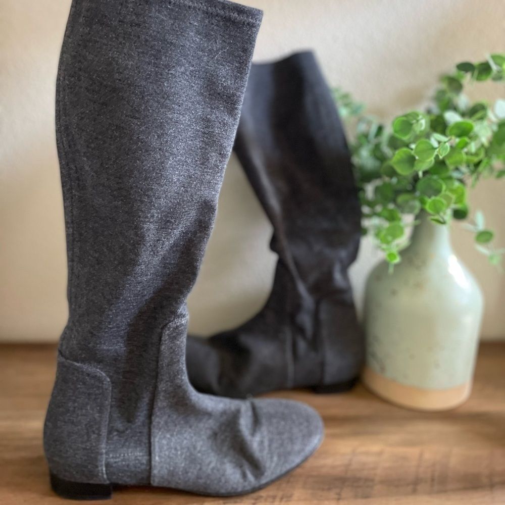 Delman Women's Knee High Flay Grey Boots Size 6.4